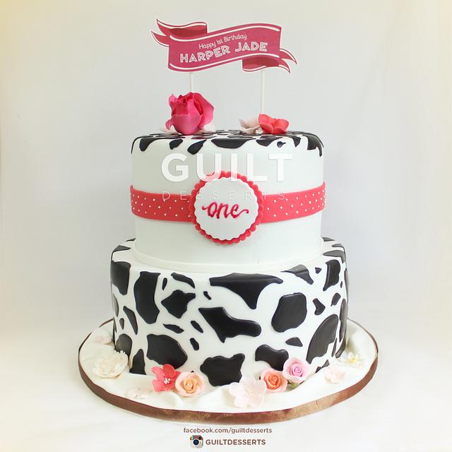 Cow Cake - Decorated Cake by Guilt Desserts - CakesDecor
