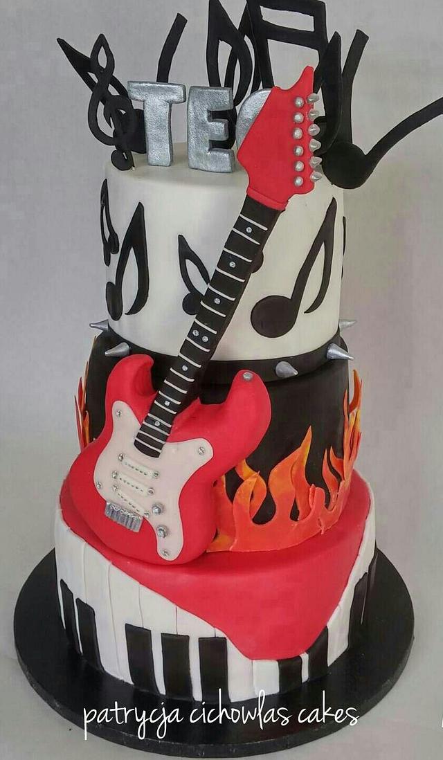 rock'n'roll Cake by Hokus Pokus Cakes Patrycja CakesDecor