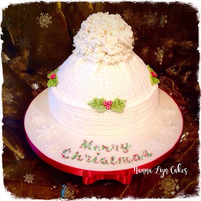 Christmas Bobble Hat - Decorated Cake by Nanna Lyn Cakes - CakesDecor