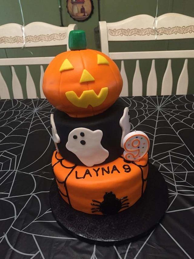 Cute Halloween birthday - Cake by m1bame - CakesDecor