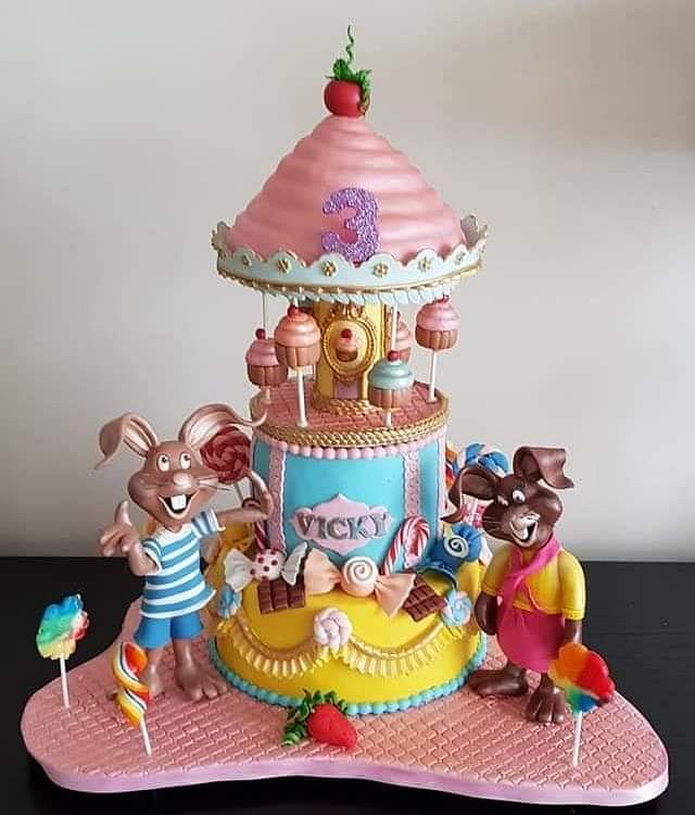 Cake!!! 🐰🐰🐰 - Decorated Cake by silvia ferrada colman - CakesDecor