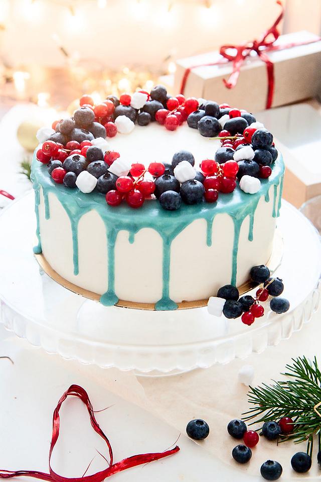 new year cake with fresh berries - cake by olga - CakesDecor