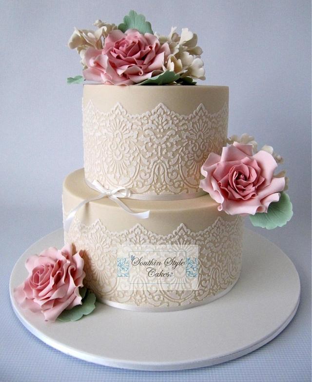 Wedding Cake - Decorated Cake by Southin Style Cakes - CakesDecor