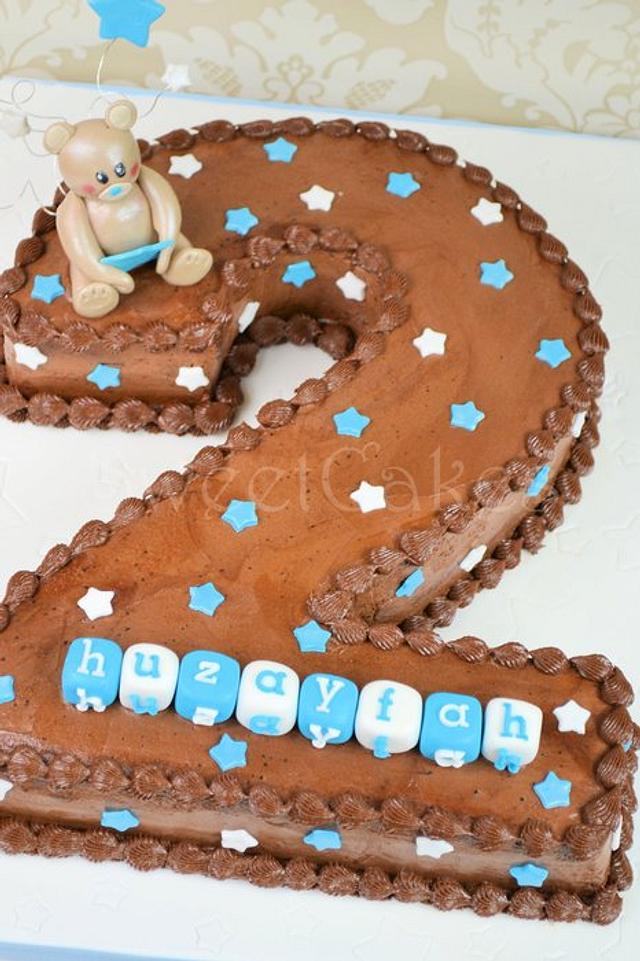 number-2-shaped-cake-decorated-cake-by-farida-hagi-cakesdecor