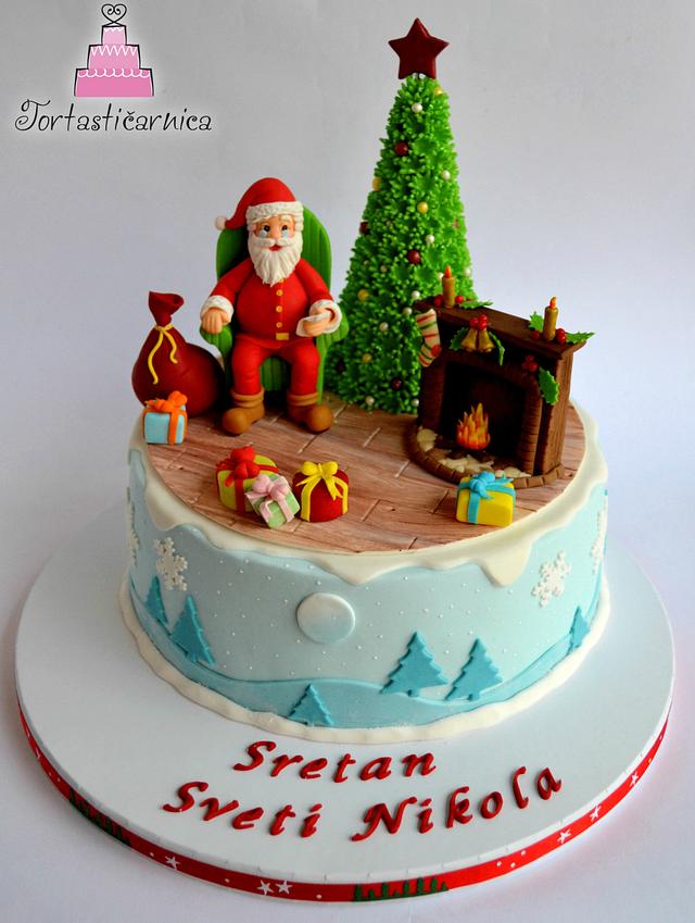 My first Christmas cake - Decorated Cake by Nataša - CakesDecor