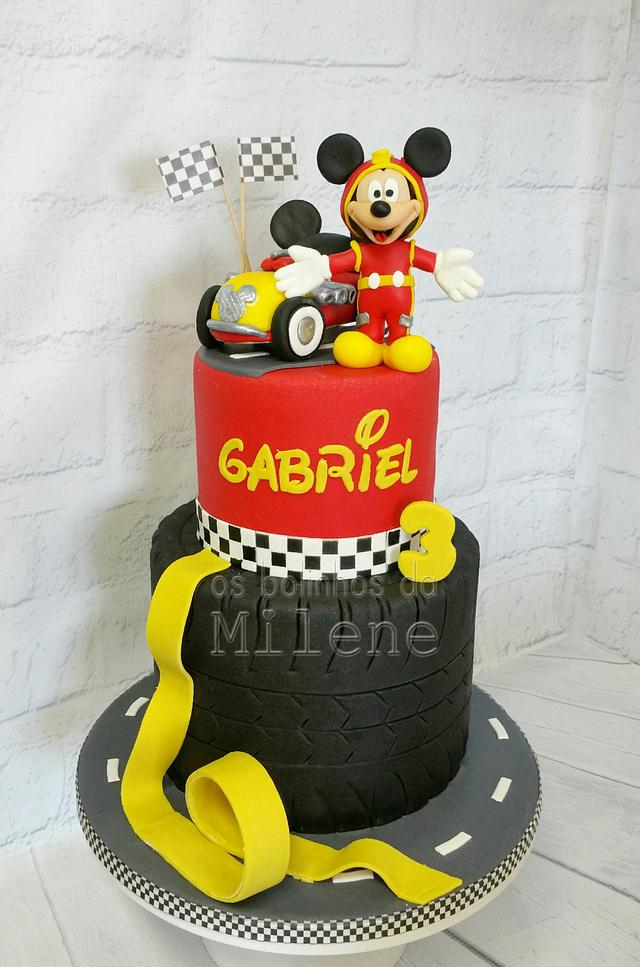 Mickey racers cake cake by Milene Habib CakesDecor Mickey racers cake cake by Milene Habib CakesDecor