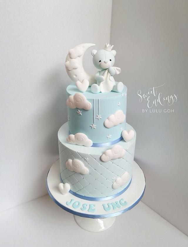 Blue baby bear - Decorated Cake by Lulu Goh - CakesDecor