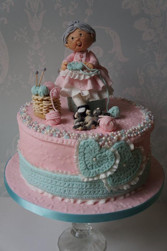 Grandma knitting! x - Cake by Julie - CakesDecor