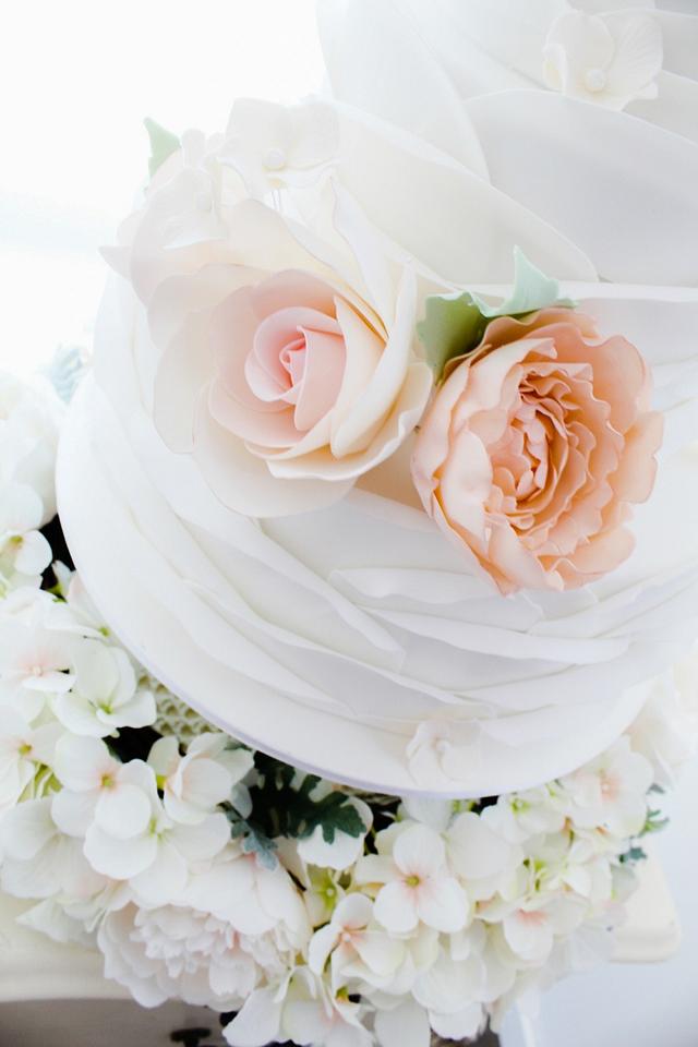 Spring bloom Cake by Cakes2Kreate CakesDecor