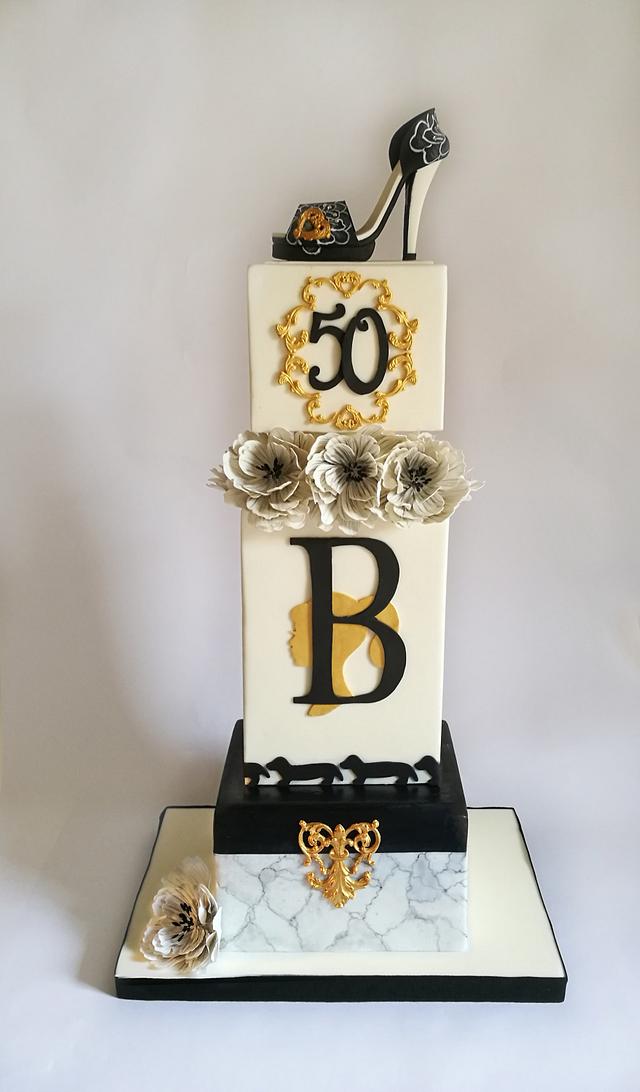 Lady B Cake - Decorated Cake By Katia Malizia - CakesDecor