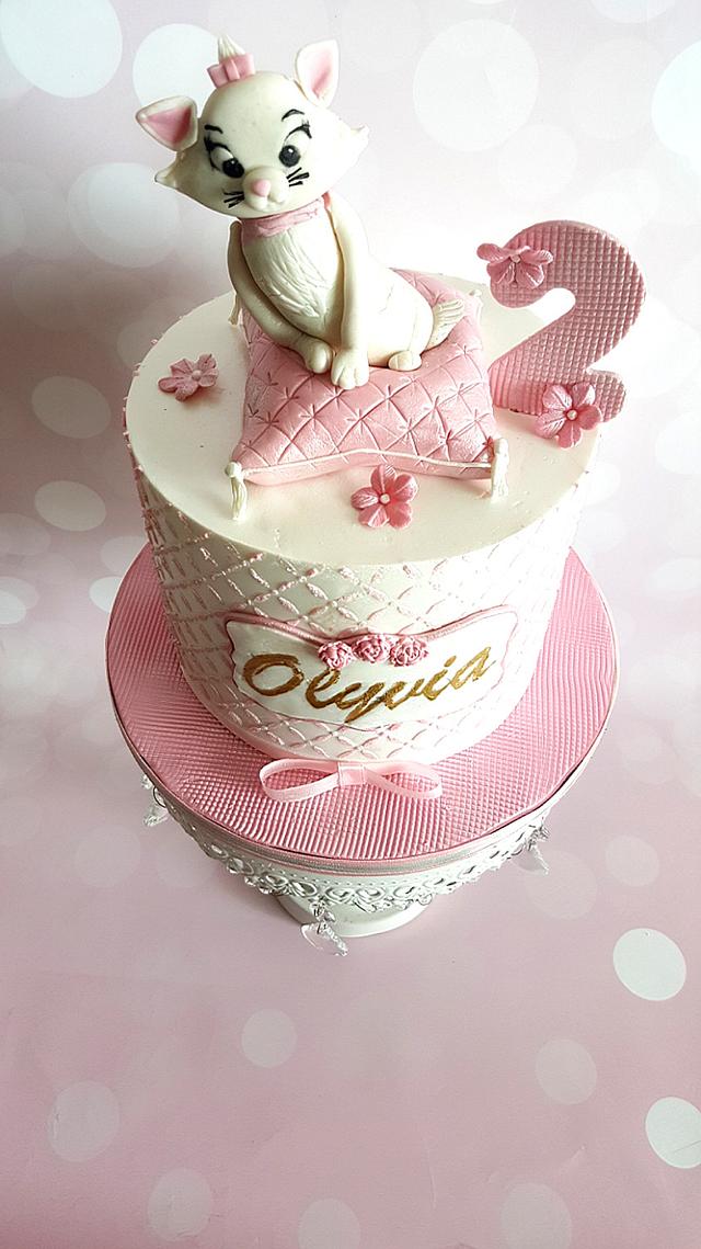 'aristocat' - Decorated Cake By Indulgence By Shazneen - Cakesdecor