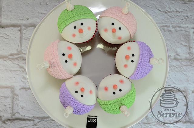 Christmas Ornament Cupcakes