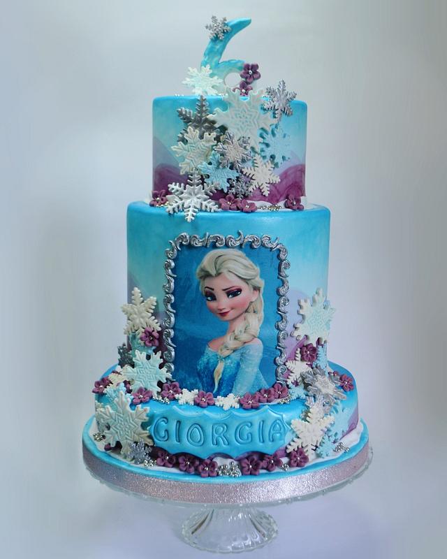 Frozen Cake - Decorated Cake By Rosa Castiello - Cakesdecor