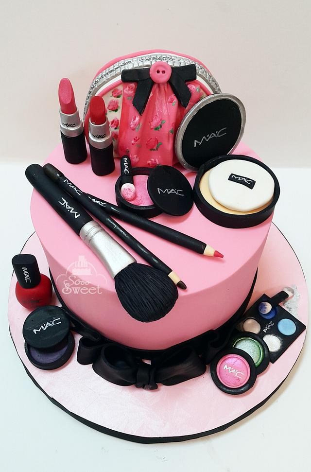 Makeup cake