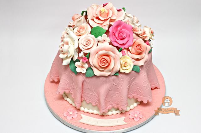 Cake Full of Flowers - cake by The Sweetery - by Diana - CakesDecor