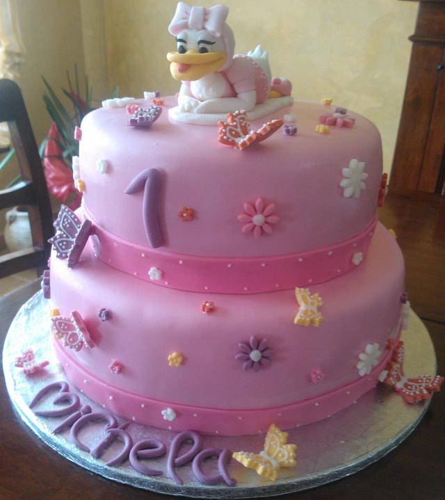 Lila Daisy Duck Cake By Aruky S Cakes Toppers Cakesdecor