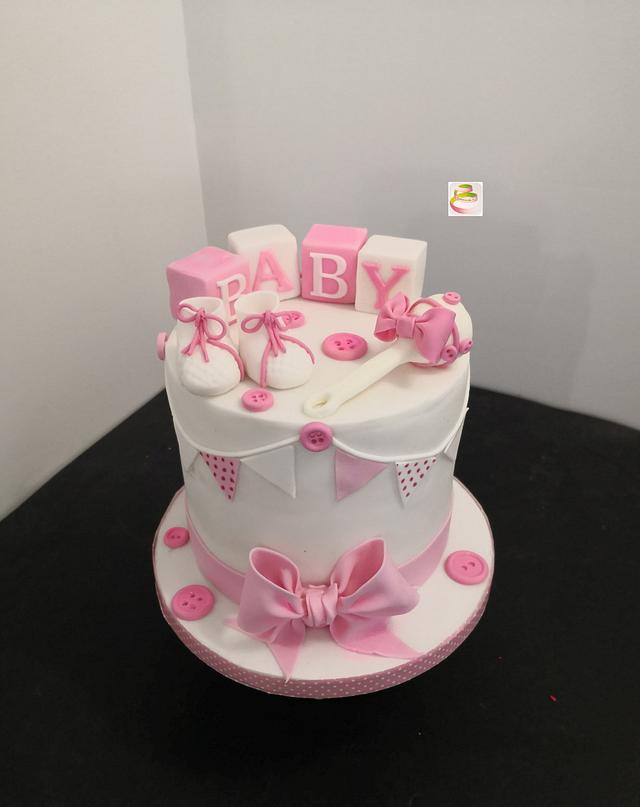 Baby Shower - Decorated Cake by Ruth - Gatoandcake - CakesDecor