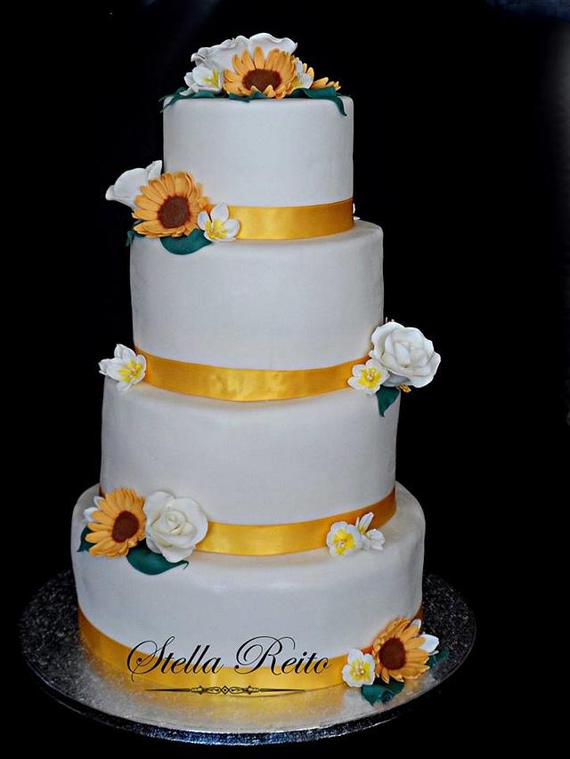 una cake solare - Decorated Cake by stella reito - CakesDecor