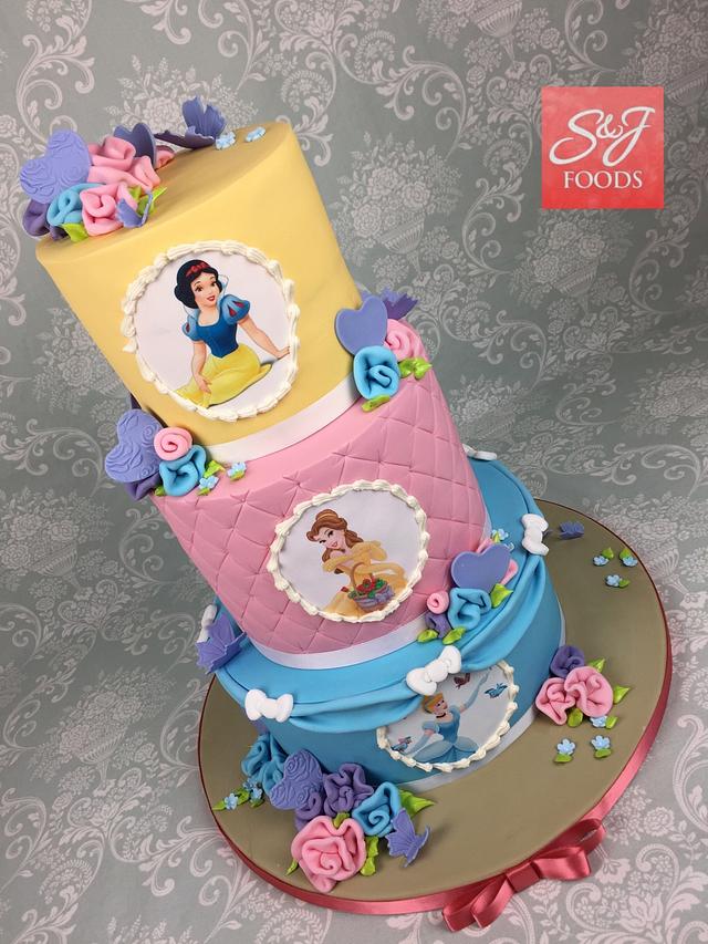 Disney Princess Cake - Decorated Cake by S & J Foods - CakesDecor