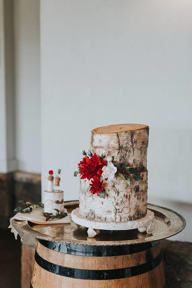 Billy/Mudd Wedding Cake by Beverly Brown CakesDecor