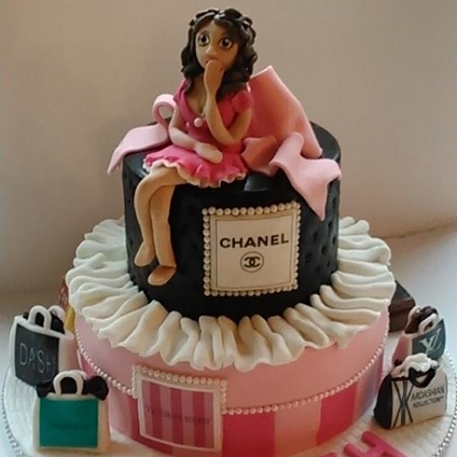 Shopaholic cake decoration/ Happy birthday cake/ chocolate Flavour cake  decoration/ - YouTube