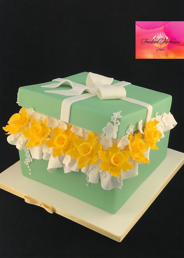 Gift box of daffodils Decorated Cake by Fondant CakesDecor
