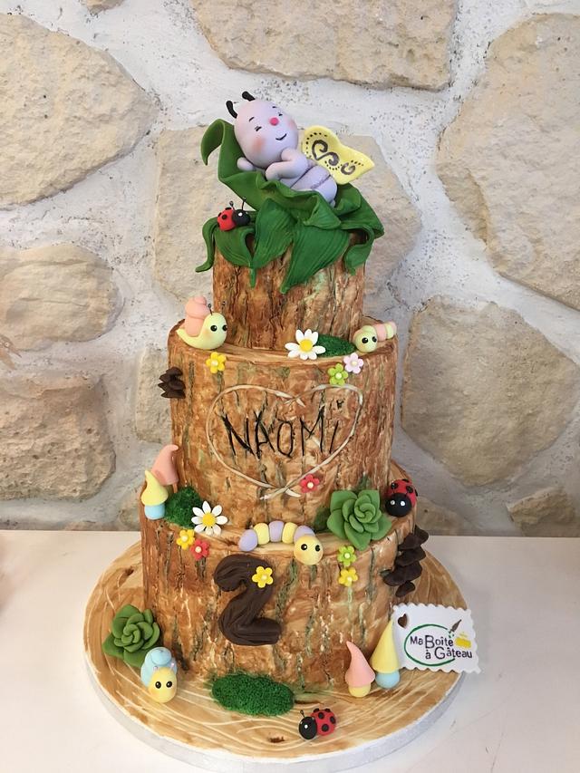 A Walk In The Woods Cake By Alexandra Smadja Ma Cakesdecor