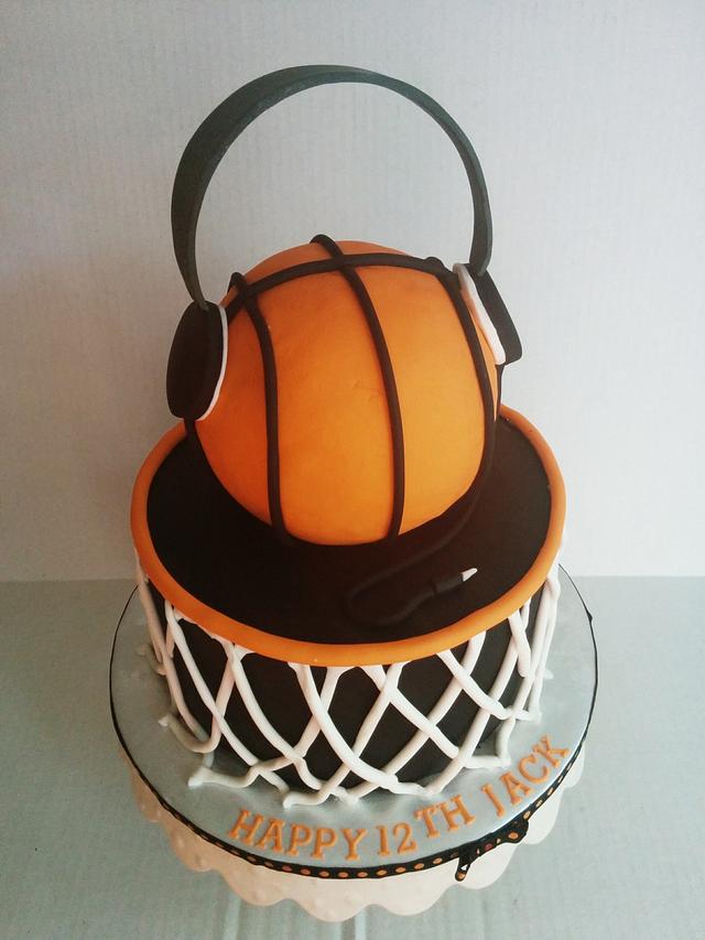 basketball cake - Cake by Cake That Bakery - CakesDecor