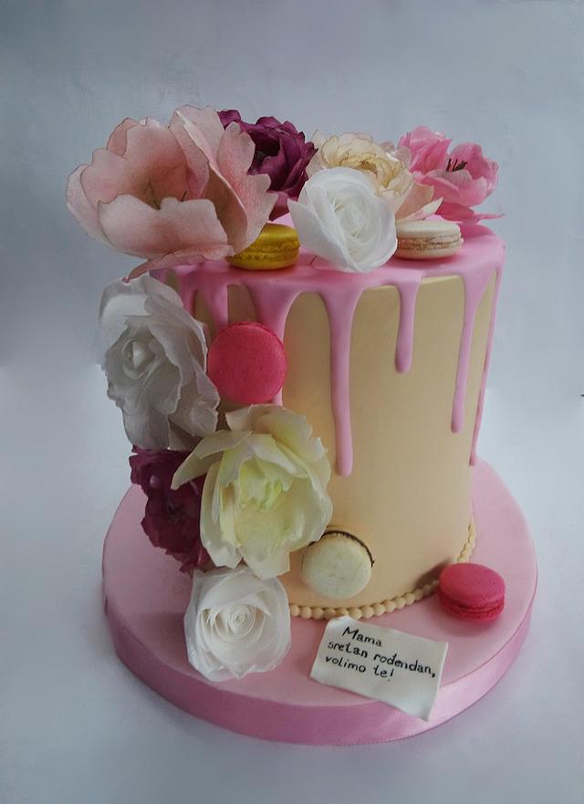 Flower,macarons and royall - Decorated Cake by Milica - CakesDecor