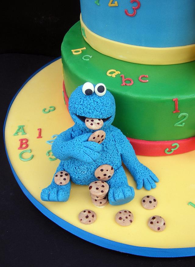 Sesame Street 1st birthday cake - Cake by Karen Geraghty - CakesDecor