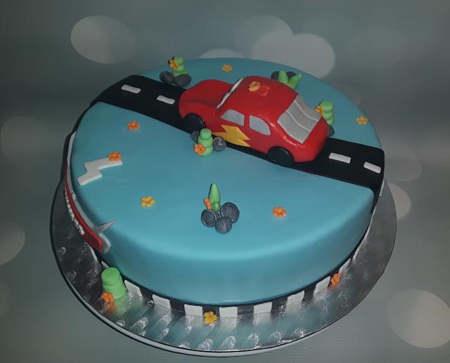 Cars cake. - Cake by Pluympjescake - CakesDecor