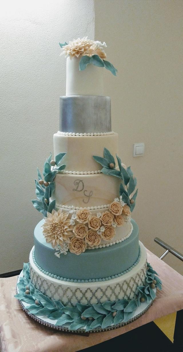 Reveal Back 7 Tier Wedding Cake — Dellissima Cakes