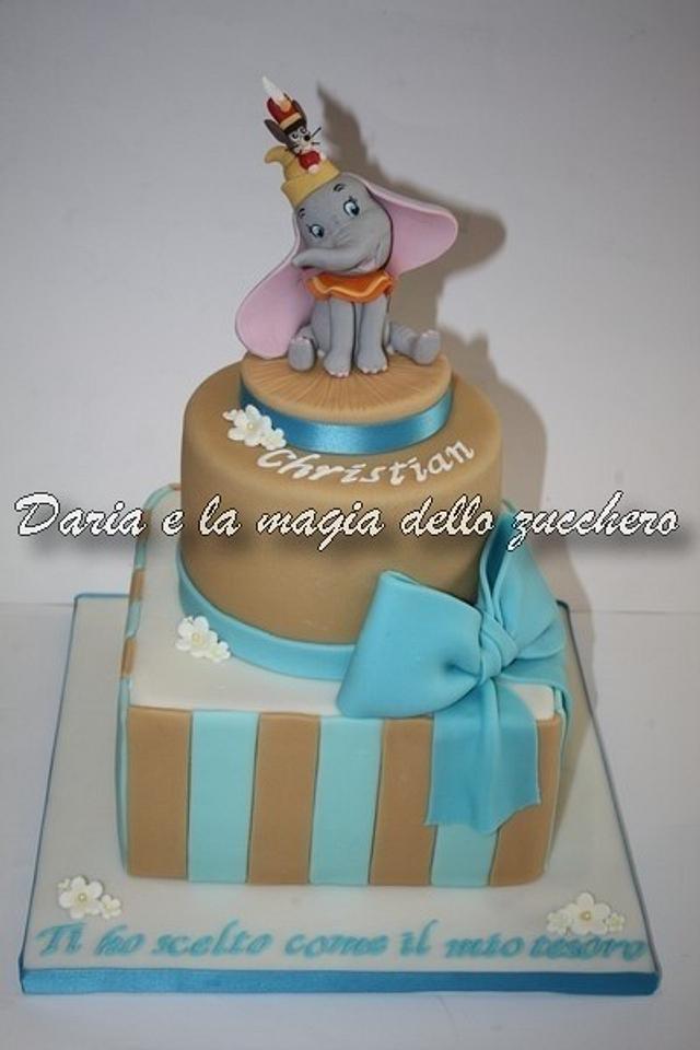 Dumbo Cake Cake By Daria Albanese Cakesdecor