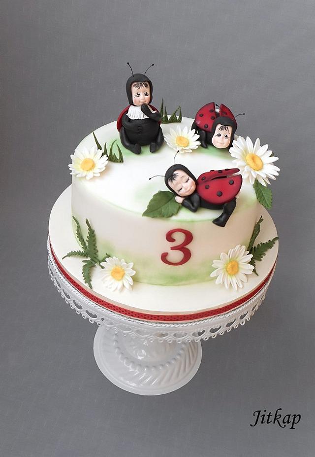 Ladybugs birthday cake - cake by Jitkap - CakesDecor