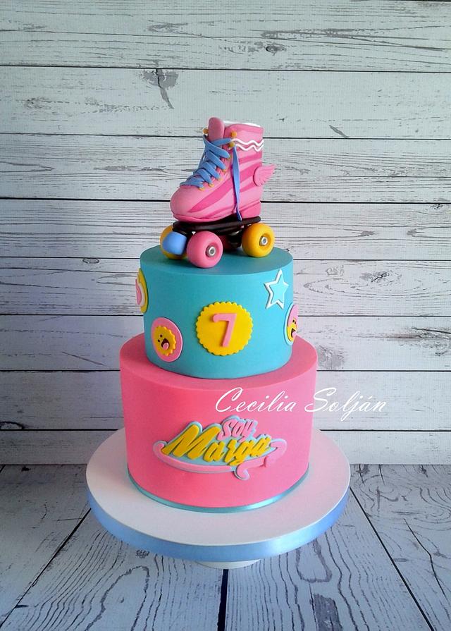 Torta Soy Luna - Decorated Cake by Cecilia Solján - CakesDecor