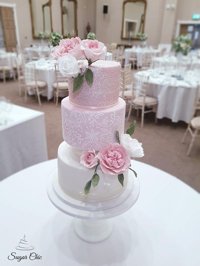 Roses & Lace Wedding Cake