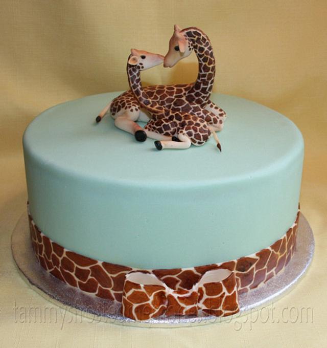 Giraffe Baby Shower Cake - Decorated Cake by Tammy - CakesDecor