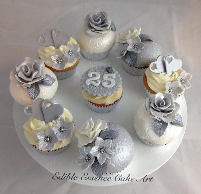 Silver wedding anniversary cupcakes - Cake by Edible - CakesDecor