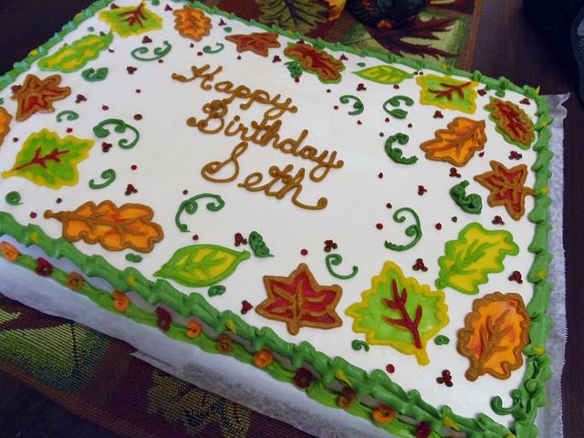 Autumn leaves in 100% Buttercream design - Cake by Nancys - CakesDecor