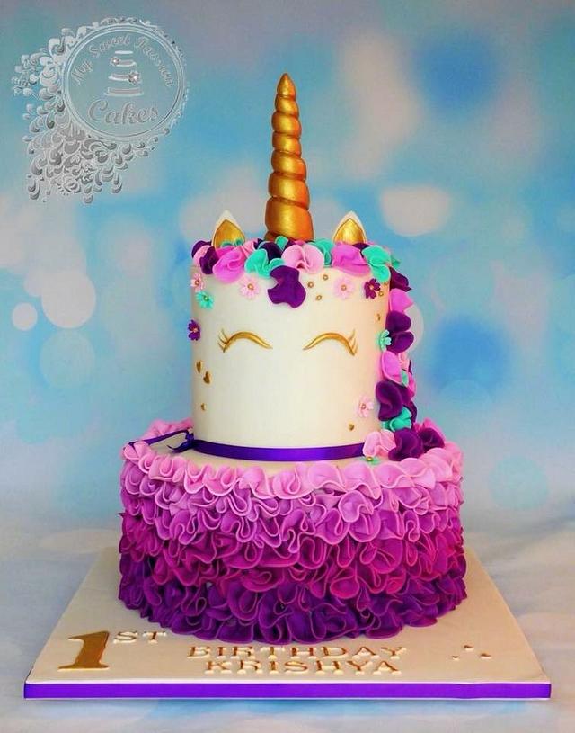 Unicorn Cake - Decorated Cake by Beata Khoo - CakesDecor