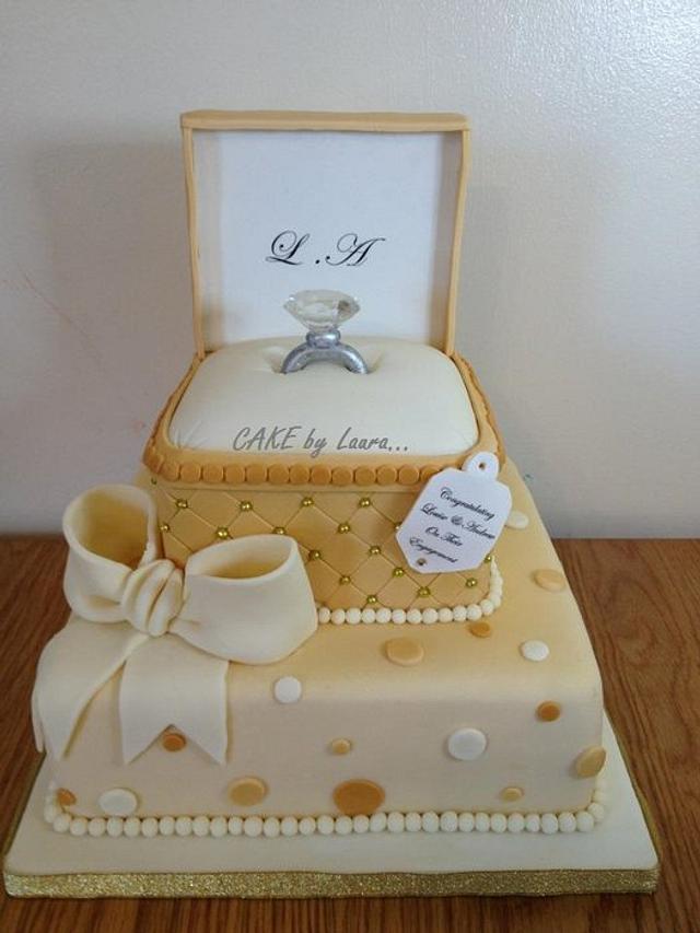 Gold ring box - Cake by Laura Woodall - CakesDecor