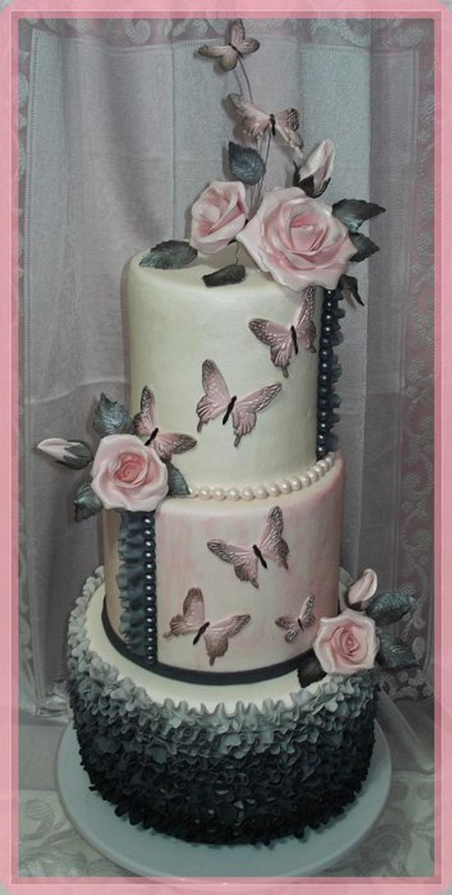 Branco deliciosas inspirar festas acessar Butterfly cake - Cake by Sveta - CakesDecor