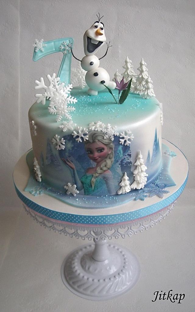 Frozen - Decorated Cake by Jitkap - CakesDecor