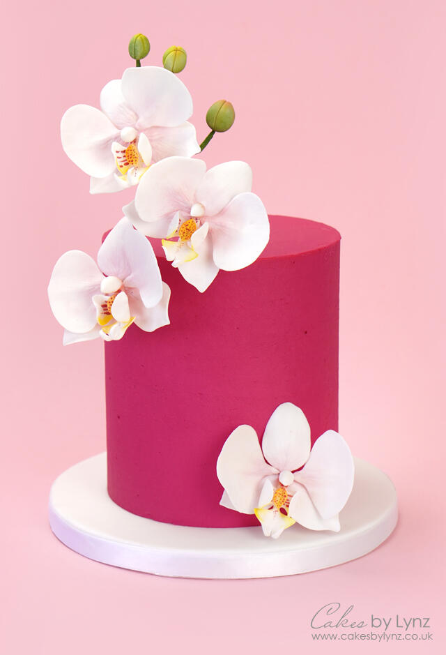 Orchid moth cake for my mom - Decorated Cake by mamadu - CakesDecor