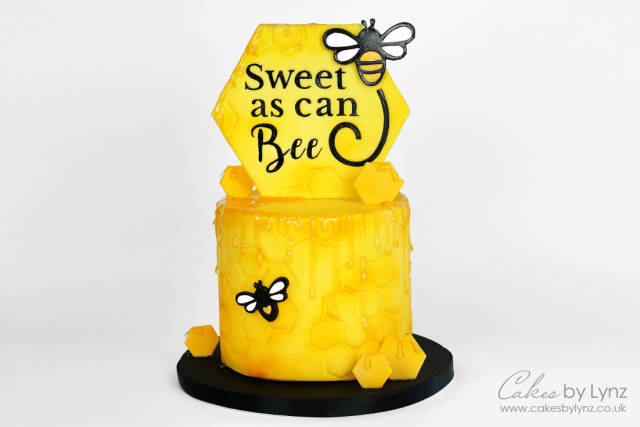 Transformers Bumblebee Autobot and Goldwheels Chevy Car Edible Cake To – A  Birthday Place