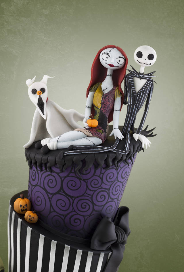 Nightmare Before Christmas Cake Cake by Little Cherry