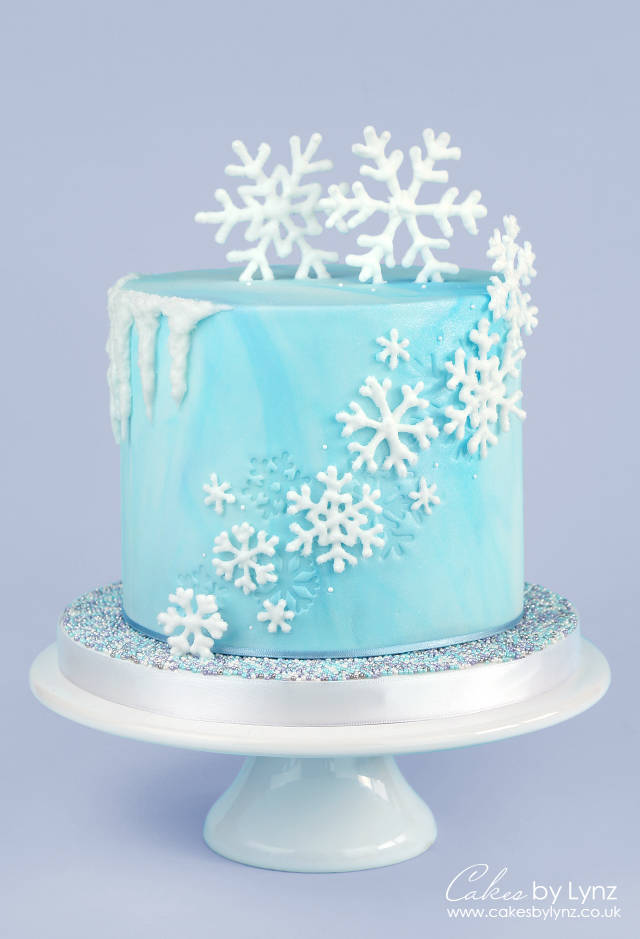 Snowflake Cake Decorating Tutorial with Icicle Drip - CakesDecor