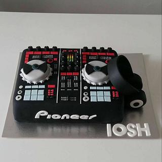 Dj Mixer Cakes Cakesdecor Dj Mixer Cakes Cakesdecor