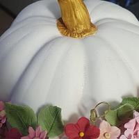 Floral pumpkin Cake
