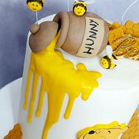 Winnie the Pooh Cake 